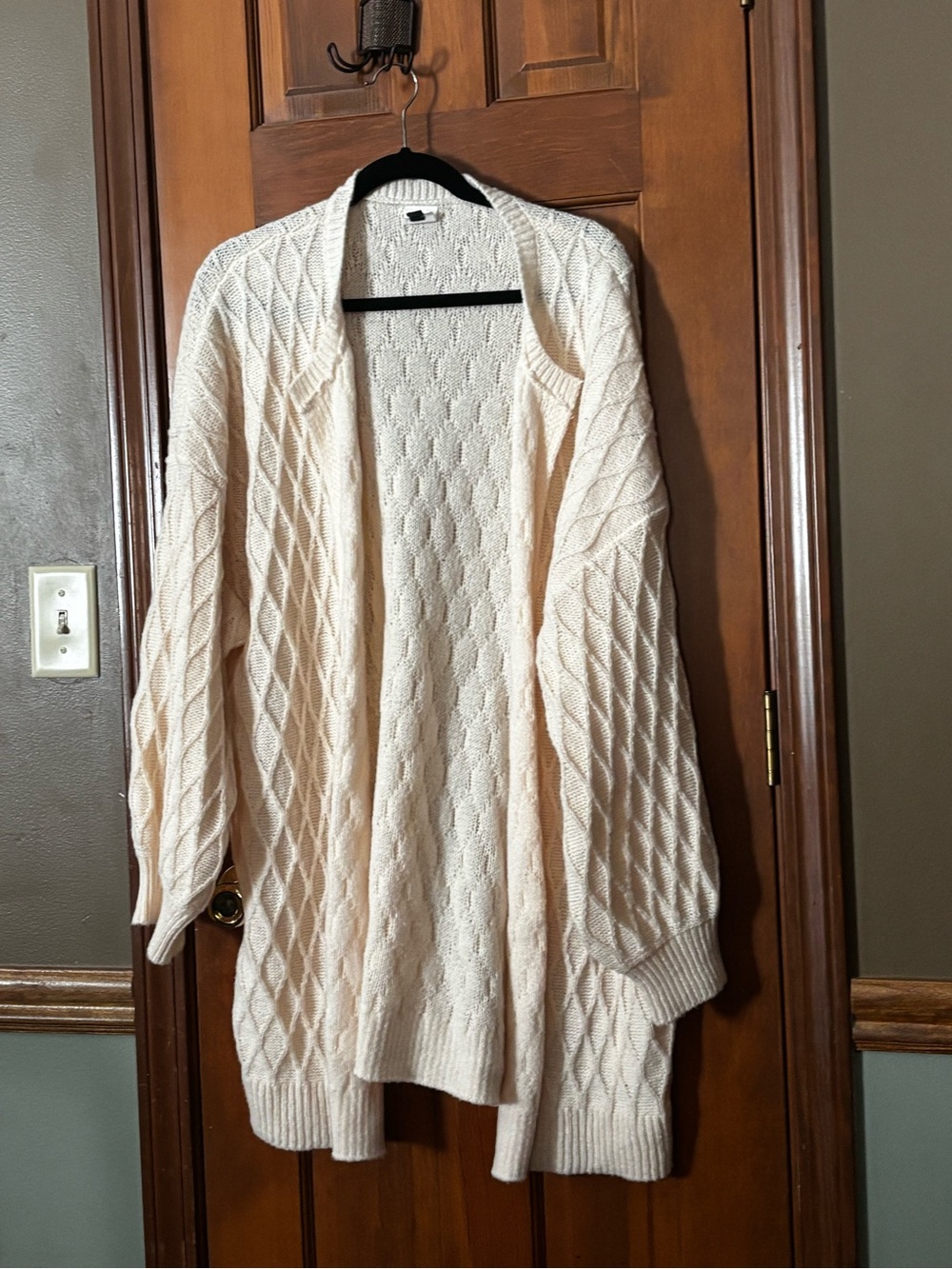 Simple Open-Front Cable Knit Cardigan in Cream